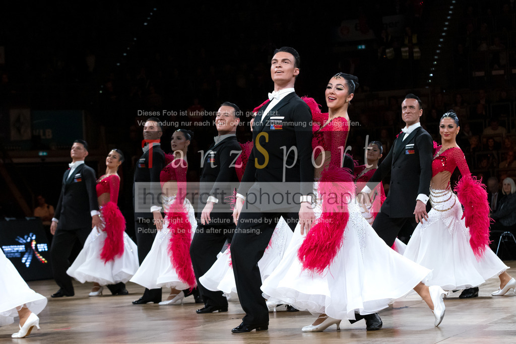 20241109_DM-Formationen_6695 | Tanzsportbilder, Standardtanz, Lateintanz, WDSF, DTV, LTVB, dancecomp, goc, hessen tanzt, blaues band der spree, walzer, tango, wiener walzer, slowfox, quickstepp, samba, rumba, cha-cha-cha, paso doble. jive, hd-kroft photography, turniertanzsport