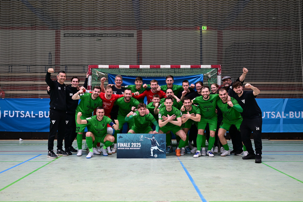 Futsal I Herren I Saison 2024-2025 I Bundesliga I Playoff I Halbfinale I Hamburger SV - TSV Weilimdorf | Jubel, Begeisterung, Enthusiasmus, Euphorie, Freude, Glücksgefühl, Heiterkeit bei: TSV Weilimdorf, Finale 2025, Deutsche Futsal-Meisterschaft TSV Weilimdorf, Futsal, Deutsche, Meisterschaft, Deutsche-Meisterschaft - Realisiert mit Pictrs.com