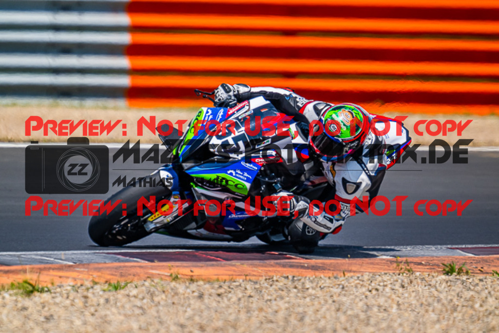 MaZZes_FotoMatrix_220626_1218 | IDM1000