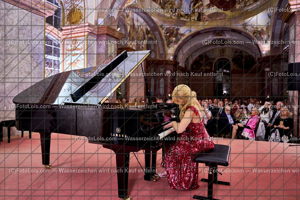 ALP0018_XXXX-Chopin-Festival_Nocturno_Angatscheva Donka | (C)FotoLois.com, Alois Spandl. XXXX. Chopin-Festival in der Kartause Gaming, 'NOCTURNO' - nächtliches Konzert bei Kerzenlicht in der Barockbibliothek, Sa 17. August 2024.