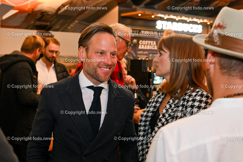 Lassts mas sche griassn_ 2 Tagesbart_ 31.10.2024-60 | bilder, linz, oberösterreich, österreich, europa, photo, foto, tiere, hunde, landwirtschaft, landschaft, politik, wirtschaft, wissenschaft, industrie, verkehr, medizin, society, fodo.news