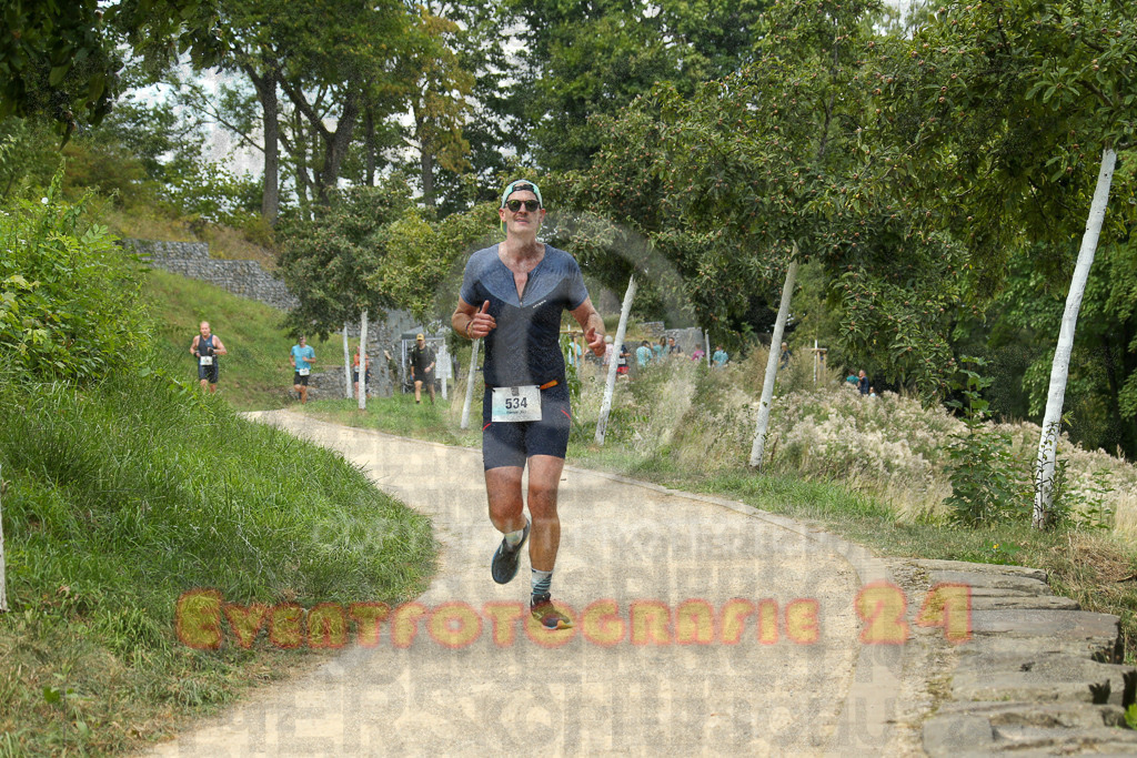 250824_1417_EX1_5653 | Sportfotografie im Rhein-Sieg Kreis, Köln, Bonn, NRW, Rheinland Pfalz, Hessen, etc. Unser Tätigkeitsfeld umfasst den Laufsport vom Volkslauf über den Marathon, Duathlon, Triathon bis zum Ultralauf wie Kölnpfad Ultra oder Schindertrail.