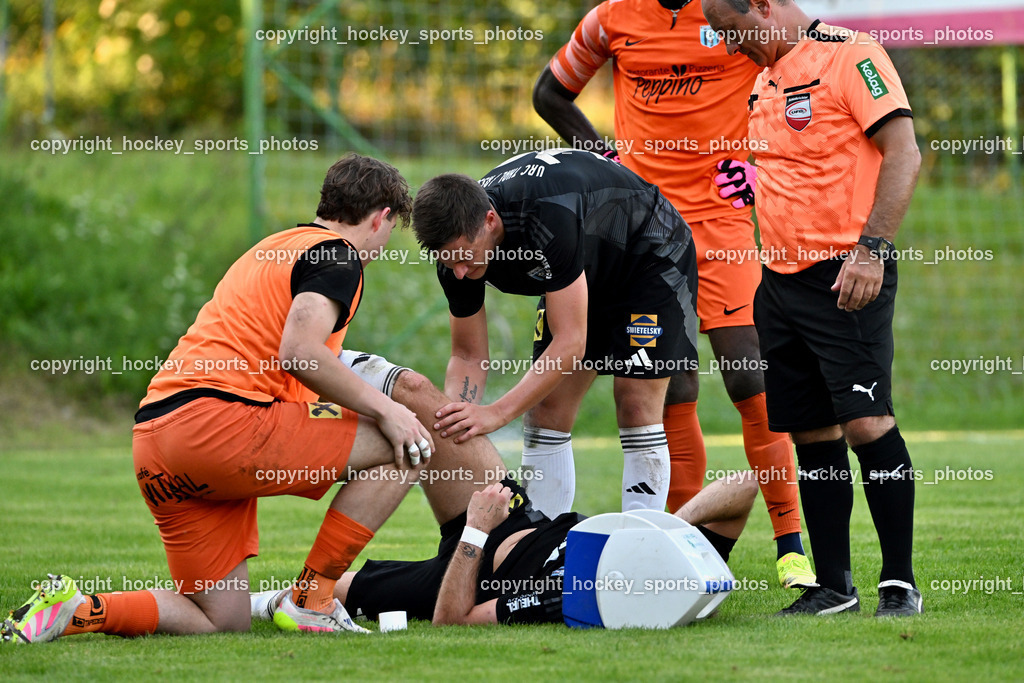 SV Arnoldstein vs. URC Thal Assling | Thomas Christian Schmautz Referee, SV Arnoldstein vs. URC Thal Assling, SV Arnoldstein vs. URC Thal Assling am 09.08.2025 in Arnoldstein (Waldparkstadion Arnoldstein), Austria, (Photo by Bernd Stefan)