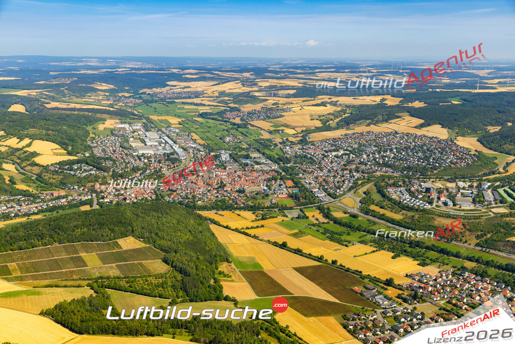 Das Luftbild zeigt :  Tauberbischofsheim - Die Luftaufnahme wurde 2023 vom UL-Flugzeug aus erstellt ( keine Drohne ) - Hochauflösende Luftaufnahme - Für grossformatige Ausdrucke geeignet. Die Geschenkidee !Mit Lizenz und Bildrechte bestellbar