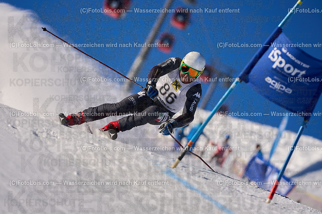 ALP3055_MASTERS-Cup_GS-B Herrn_Bauer Walter | (C)FotoLois.com, Alois Spandl. FIS Masters-Cup Wildschönau, Giant Slalom auf der Piste Schatzberg GS, Siegerehrung auf dem Dorfplatz Niederau, Sa 13. Januar 2024.