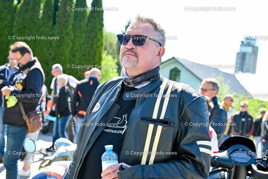 Lets Vespa togehter 2025_ Vespatreffen Neuhofen_ 27.04.2025-105 | 27.04.2025, Neuhofen, Kremsmuenster, AUT, Lets Vespa togehter 2025, Vespatreffen, im Bild Teilnehmer Vespatreffen, Motorsport Stadler©Copyright: Harald Dostal / fodo.media   Alle Bilder honorarfrei