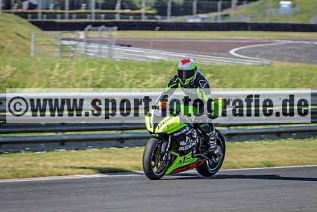 spof6886 | Professionelle Fotos von Sportveranstaltungen, aber auch Hochzeiten und anderen Events. - Realisiert mit Pictrs.com