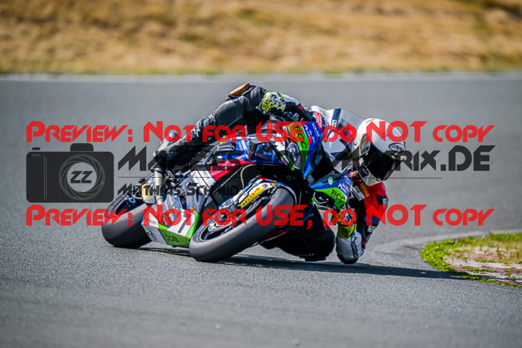 MaZZes_FotoMatrix_220722_7033 | IDM1000