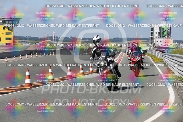 2016-07-01-PBK-1880 | Sportfotografie; SlowMotion; Video; Rennstrecke; Hafeneger; RSE; Speer; Trackday; Motorsportarena; Hockenheimring; Brno; Most; Barcelona; Valencia, Benny; Kaetzmer;