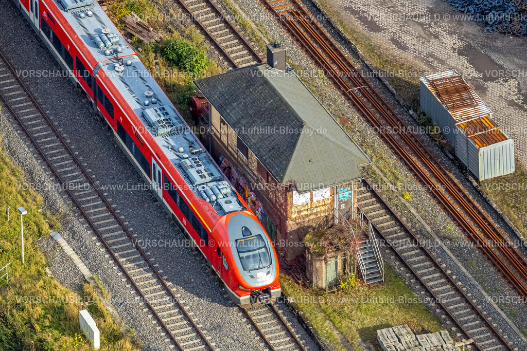 Hagen251102175 | Luftbild, Hagen-Rummenohl Bahnhof, S-Bahn und altes Bahnwärterhäuschen Stellwerk, Dahl, Hagen, Ruhrgebiet, Nordrhein-Westfalen, Deutschland
