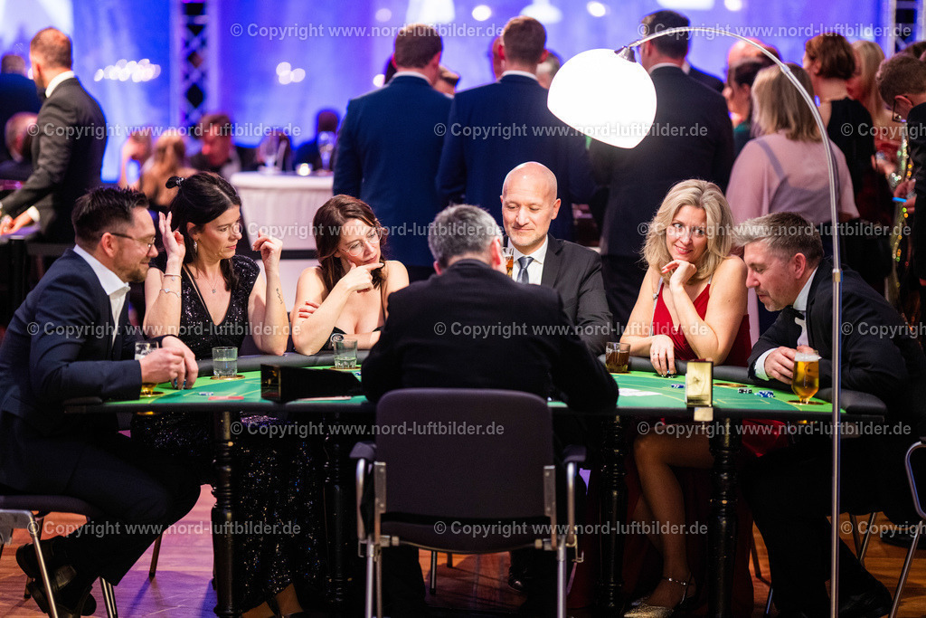 Stader Ballnacht_ELS_0745070326 Kopie | Luftbilder aus Norddeutschland. Die große Luftbild Bilddatenbank von Sylt, Amrum, Föhr, Büsum, Cuxhaven, Hamburg, Bremen, Bremerhaven, Cuxhaven, Langeoog, Norderney, Borkum, Emden, Nordsee, Ostsee, Flensburg, Kiel, Stralsund, Rostock, Darß, Rügen, Usedom