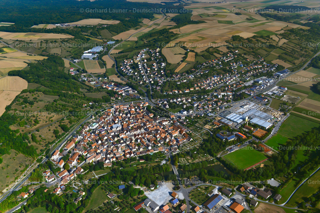 3650423 | RöTTINGEN 13.09.2016 Stadtansicht des Innenstadtbereiches in Röttingen im Bundesland Bayern, Deutschland. // City view on down town in Roettingen in the state Bavaria, Germany. Foto: Gerhard Launer