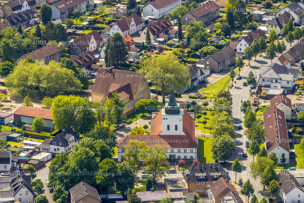 Gladbeck230510583 | Luftbild, Kath. Kirche Christus König, Rentfort, Gladbeck, Ruhrgebiet, Nordrhein-Westfalen, Deutschland