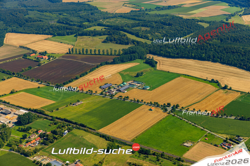 Schöne Luftaufnahme als Geschenk in Borlinghausen Willebadessen - Die Luftbildaufnahme wurde 2025 vom UL-Flugzeug heraus erstellt ( keine Drohne ) - Hochauflösende Luftaufnahme -Nicht vergleichbar mit Google Maps oder Satelittenbilder- Die Geschenkidee !Mit Lizenz und Bildrechte bestellbar