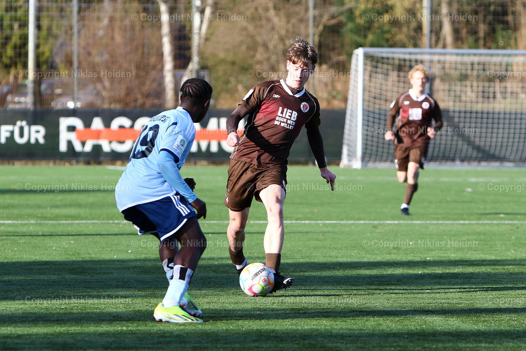 NH_FCStPauliU19_HamburgerSVU19_U19Bundesliga_27012024 | #2 Ols Backhaus (FC St. Pauli U19)

A-Junioren-Bundesliga Nord/Nordost I 14. Spieltag I 27.01.2024