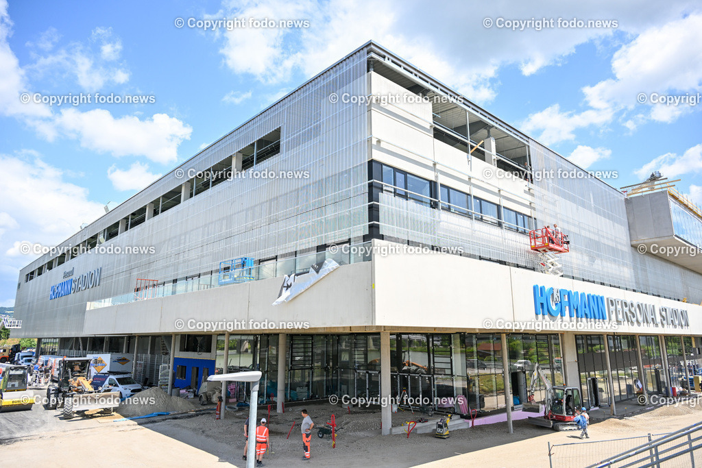 Hofmann Personal Stadion Linz_ 28.06.2023-35 | 28.06.2023, Hofmann Personal Stadion Linz, AUT, im Bild Hofmann Personal Stadion, Schriftzug, Aussen