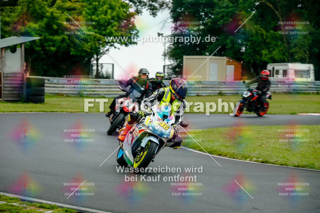VBK-3524 | Hier findet Ihr Bilder von Touristenfahrten auf der Nürburgring Nordschleife oder von anderen Veranstaltungen die ich besucht habe. Viel Spass beim Durch Schauen 