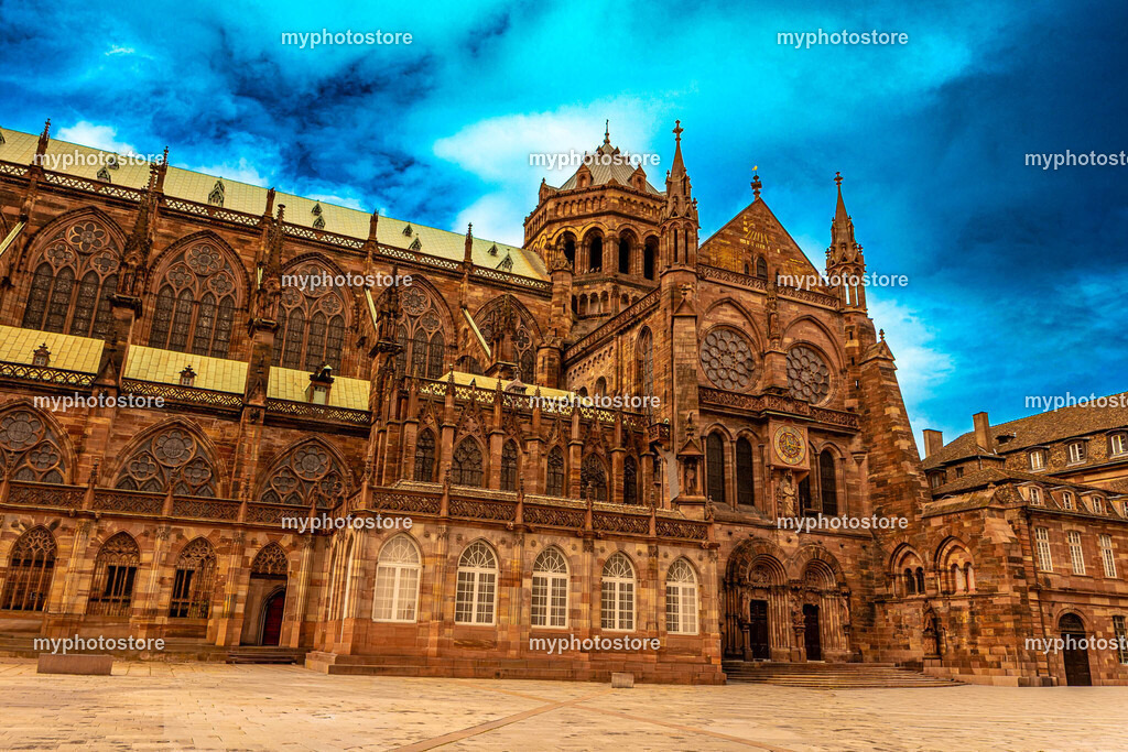 Cath_drale Notre-Dame St 4 | myphotostore - Realisiert mit Pictrs.com