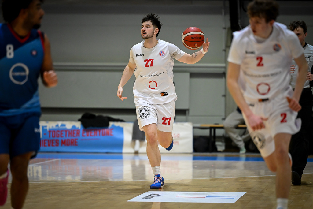 gml_126 | Fotos von Basketballspielen aus dem Raum NRW fotografiert von Gero Mueller-Laschet und Daniel Schaefer - Realisiert mit Pictrs.com