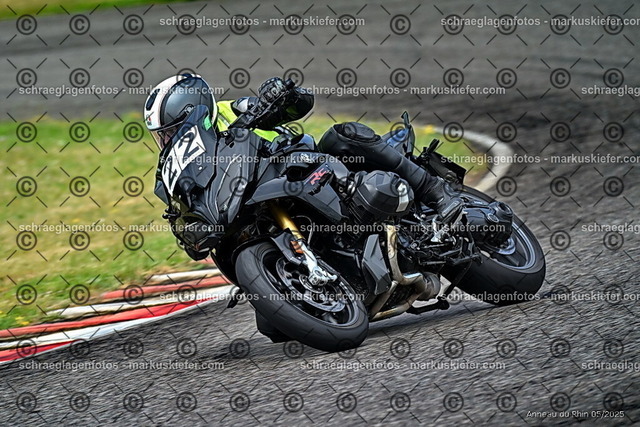 25bt02-0344 | markuskiefer.com - Realisiert mit Pictrs.com