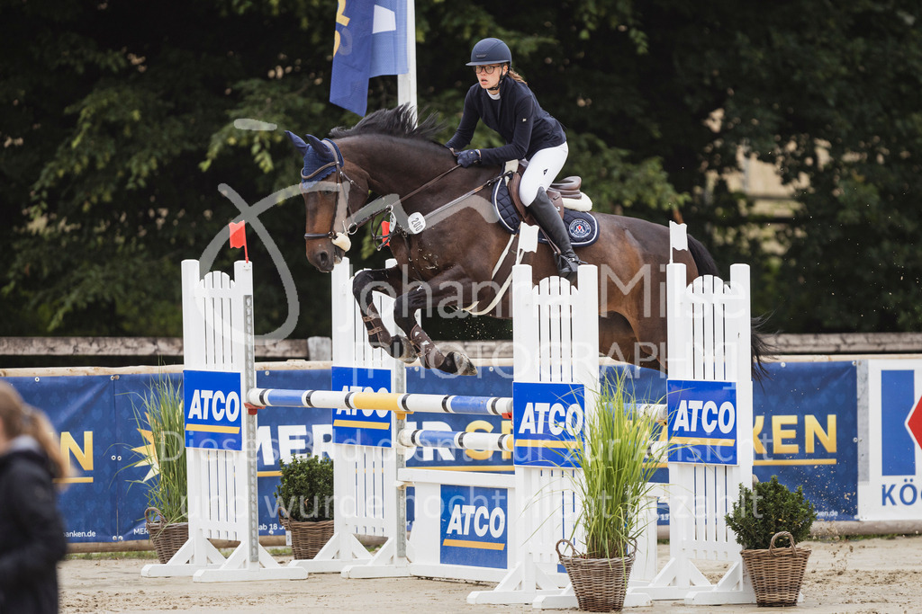 250711_BHO_L-SprmstAnf-1-211 | Deine schönsten Turniermomente als professionelle Fotos! Entdecke hochwertige Pferdesport-Fotografie im Online-Shop. Jetzt Fotos finden & bestellen!