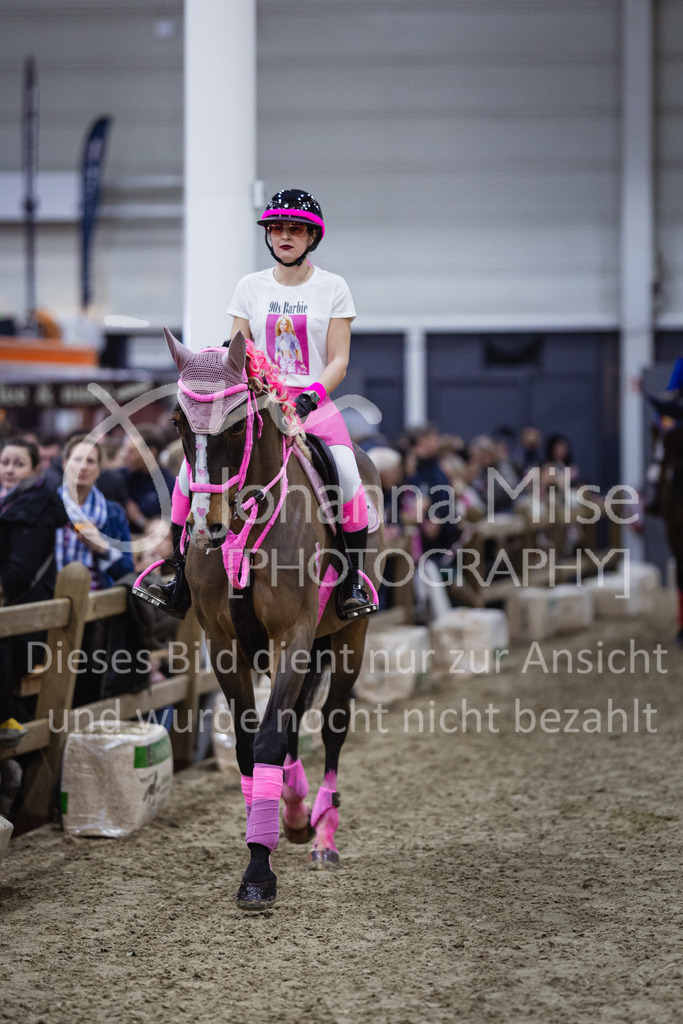 240113_Münster_Kostümspringen-318 | Deine schönsten Turniermomente als professionelle Fotos! Entdecke hochwertige Pferdesport-Fotografie im Online-Shop. Jetzt Fotos finden & bestellen!