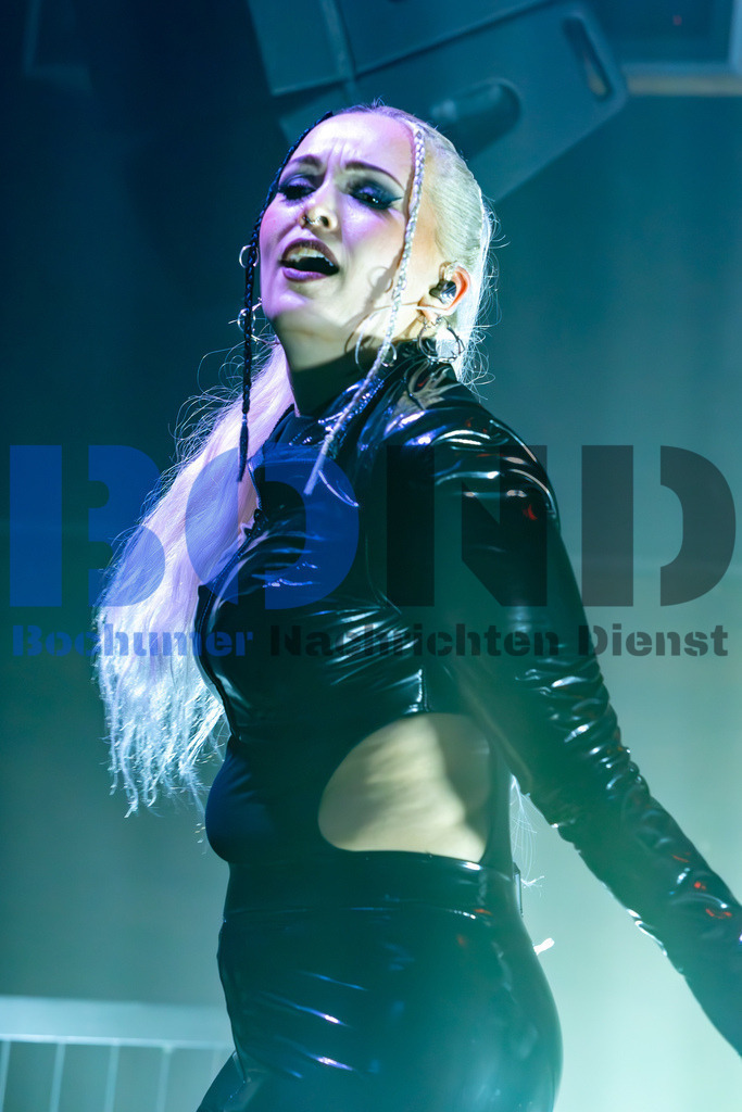 SES_ENEINS20250227-34 | bond - Realisiert mit Pictrs.com