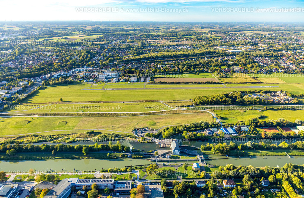 Hamm250904666 | Luftbild, Flugplatz Hamm-Lippewiesen, Erlebensraum, Fernsicht mit Blick Hamm-Heessen, Mitte, Hamm, Ruhrgebiet, Nordrhein-Westfalen, Deutschland