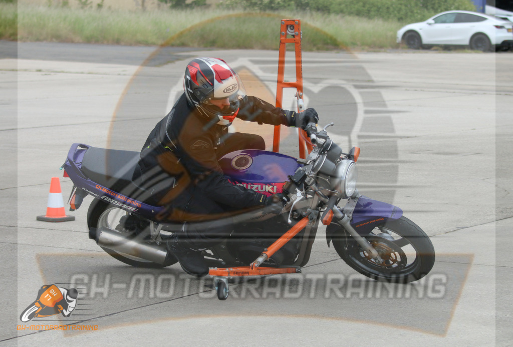 IMG_0069 | gh-motorradtraining-foto.de - Realisiert mit Pictrs.com