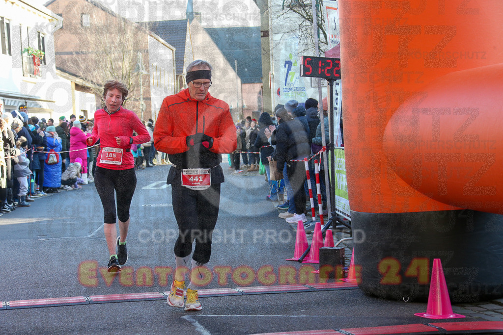 241201_1227_EX1_2223 | Sportfotografie im Rhein-Sieg Kreis, Köln, Bonn, NRW, Rheinland Pfalz, Hessen, etc. Unser Tätigkeitsfeld umfasst den Laufsport vom Volkslauf über den Marathon, Duathlon, Triathon bis zum Ultralauf wie Kölnpfad Ultra oder Schindertrail.