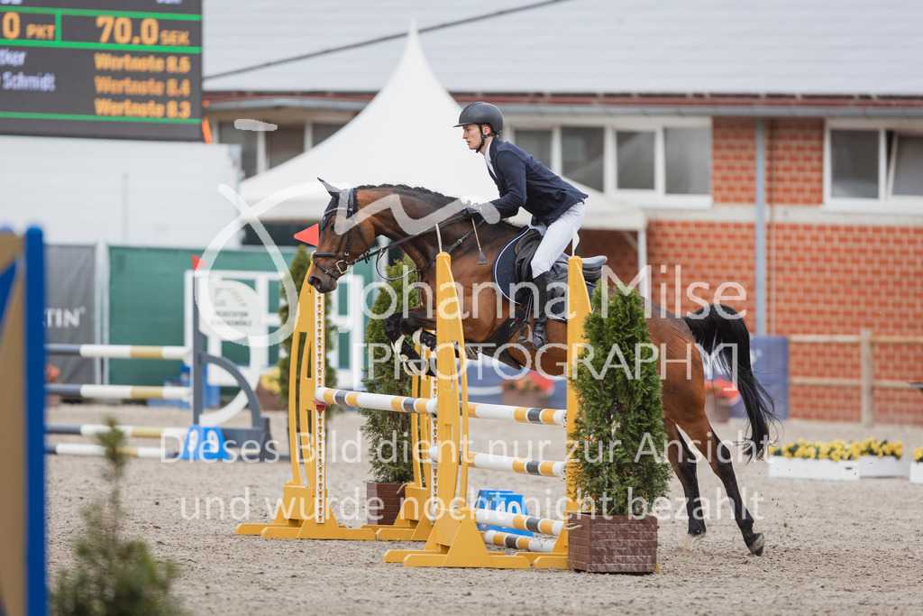 250506_Mühlen_SprPf-A2-247 | Deine schönsten Turniermomente als professionelle Fotos! Entdecke hochwertige Pferdesport-Fotografie im Online-Shop. Jetzt Fotos finden & bestellen!