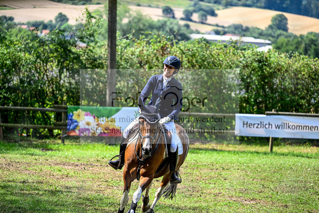 Bissendorfer Reitertage | Entdecke hochwertige Reitturnierfotos von Foto Oger. Professionell, emotional und authentisch – jetzt Lieblingsmomente im Shop bestellen. - Realisiert mit Pictrs.com