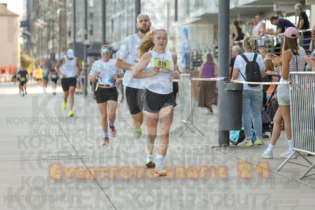 250920_1444_EX1_7408 | Sportfotografie im Rhein-Sieg Kreis, Köln, Bonn, NRW, Rheinland Pfalz, Hessen, etc. Unser Tätigkeitsfeld umfasst den Laufsport vom Volkslauf über den Marathon, Duathlon, Triathon bis zum Ultralauf wie Kölnpfad Ultra oder Schindertrail.
