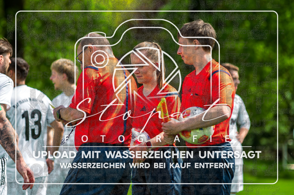 Kreisliga Herren HK - FG Fulde-Stellichte vs. Germania Walsrode | Gerrit Ludwig (Schiedsrichter), Katharina Thiemann (Schiedsrichterassistentin), Johann Schindler (Schiedsrichterassistent); Kreisliga Herren HK - FG Fulde-Stellichte vs. Germania Walsrode am 10.05.26 in Fulder Zentralstadion, Fulde - Realisiert mit Pictrs.com