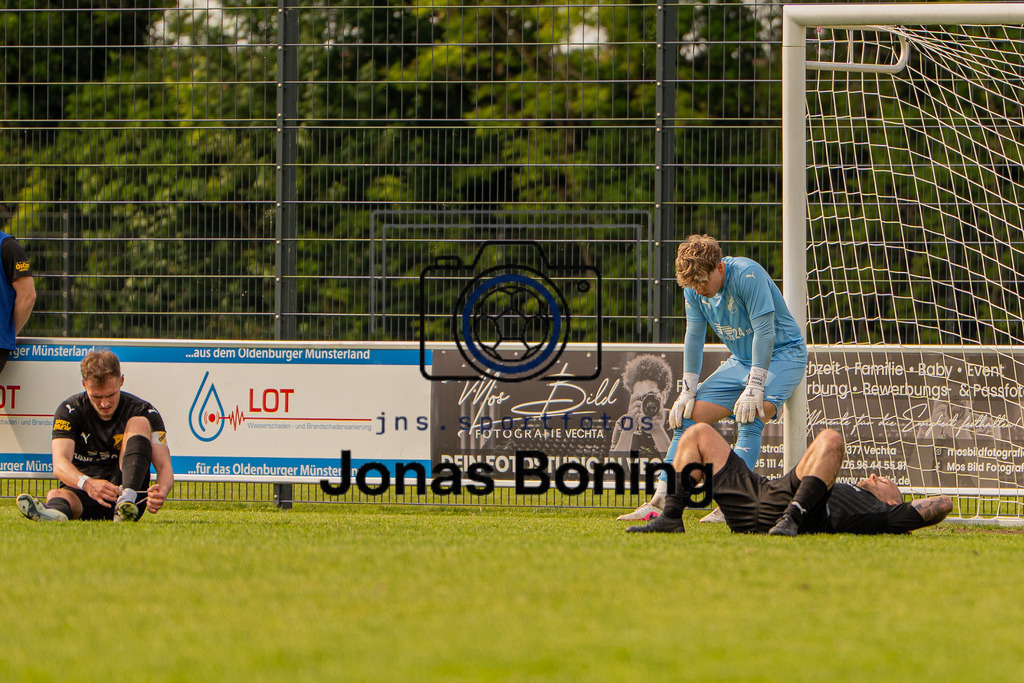 Fußball I Herren I Saison 2025-2026 I Landesliga Weser-Ems I 27. Spieltag I SFN Vechta - SV Bevern I 01125 | jns.sportfotos - Realisiert mit Pictrs.com