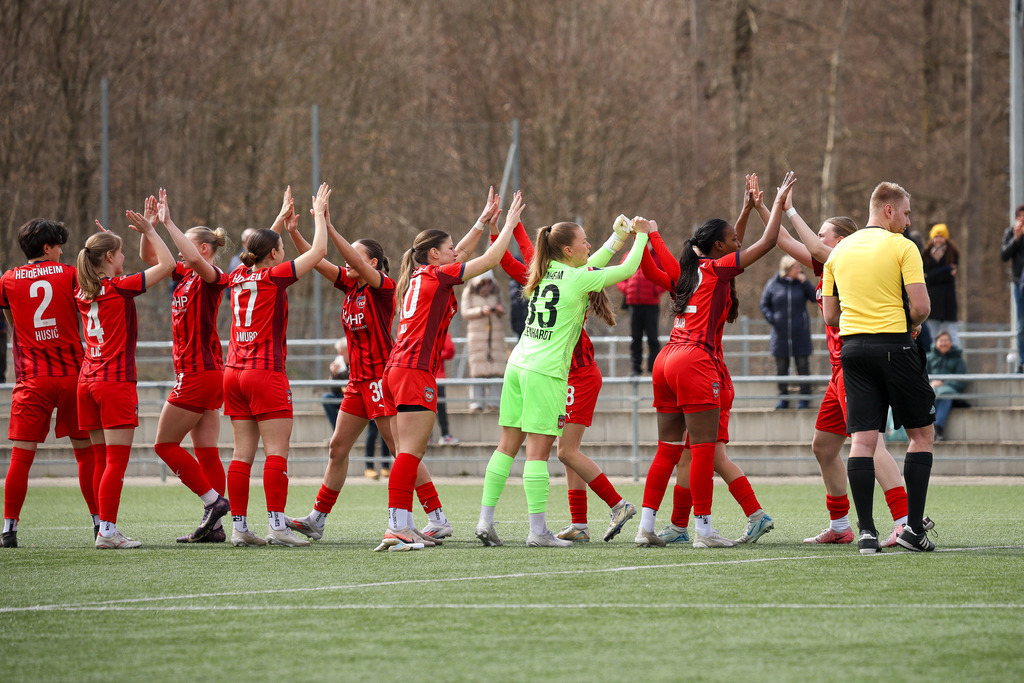 20260329-FCH-WaldebeneStuttgart_005 | 1.FC Heidenheim 1846 vs. FSV Waldebene Stuttgart, Fußball, Frauen, Oberliga, 2025/2026, 15. Spieltag, 29.03.2026 in Heidenheim, Kunstrasen b. Voith-Arena West(Foto: Michael Bulling) - Realisiert mit Pictrs.com