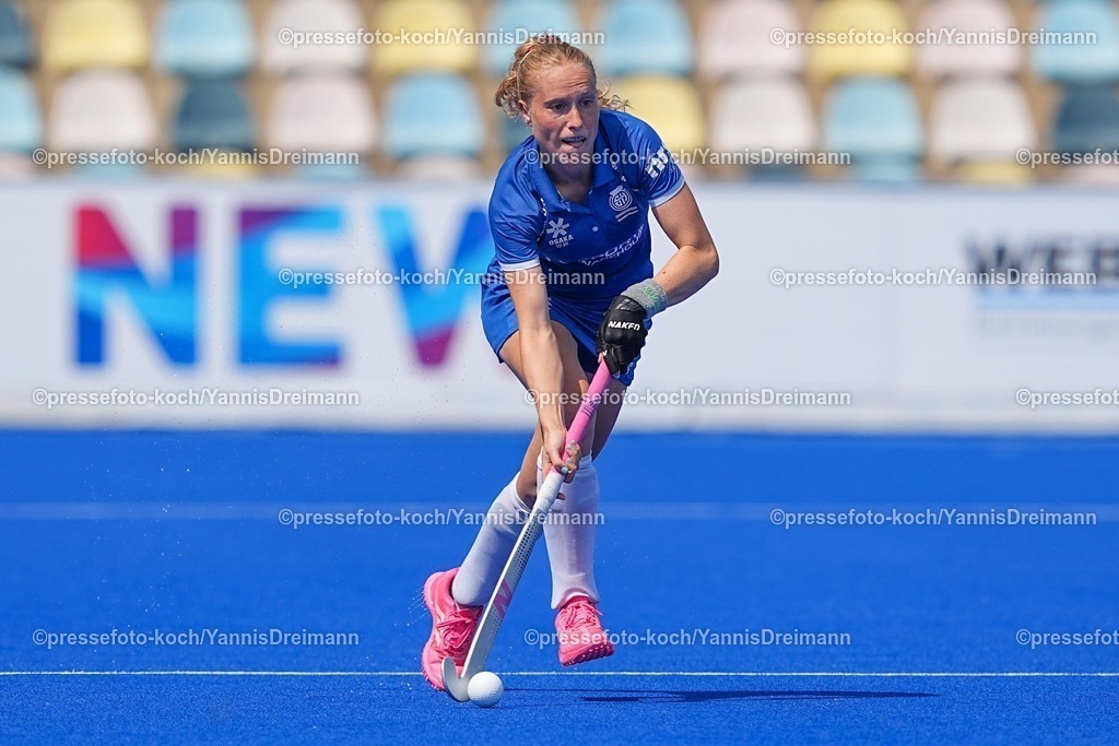 xydrx13082502042 | 13.08.2025, xydrx, Frauen EuroHockey Championship 2025, Gruppenphase, Gruppe B, Belgien - Schottland, Sparkassenpark Mönchengladbach: Fiona Burnet (SCO #27)