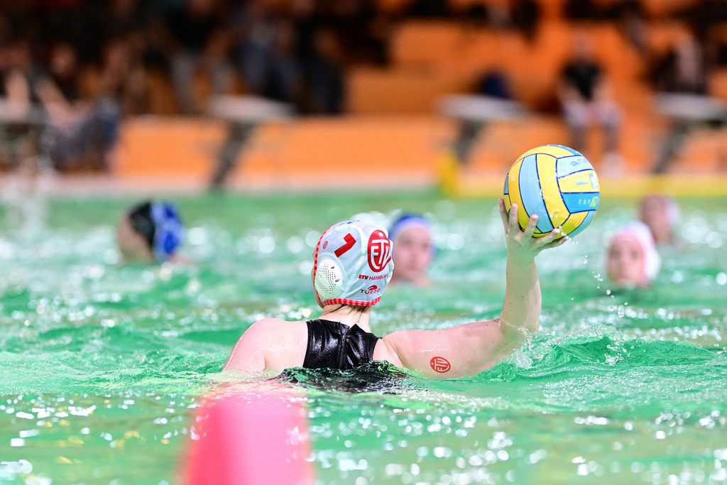Wasserball I Frauen I Saison 2024-2025 I Bundesliga I 10. Spieltag I Eimsbütteler TV - Waspo 98 Hannover | Der Sportfotograf. - Realisiert mit Pictrs.com