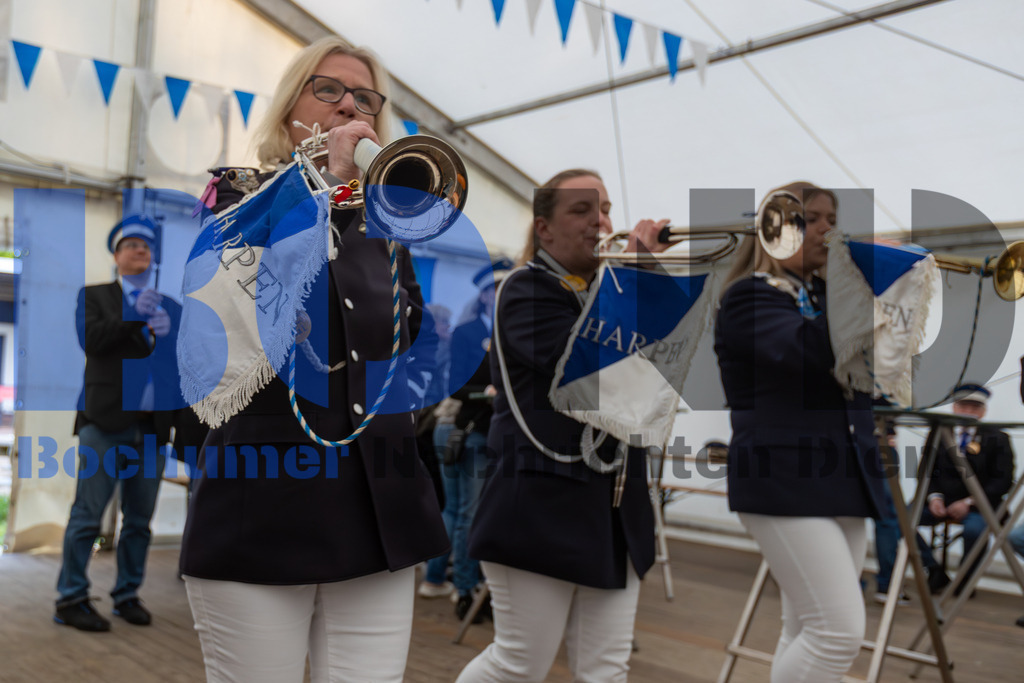 JEM_DORHAR20250425-9 | bond - Realisiert mit Pictrs.com