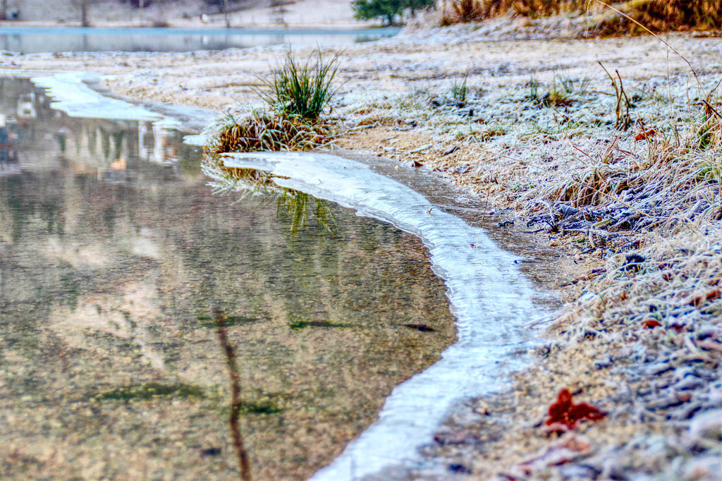 Eisrand am Thiersee | www-pimpup-me - Realisiert mit Pictrs.com