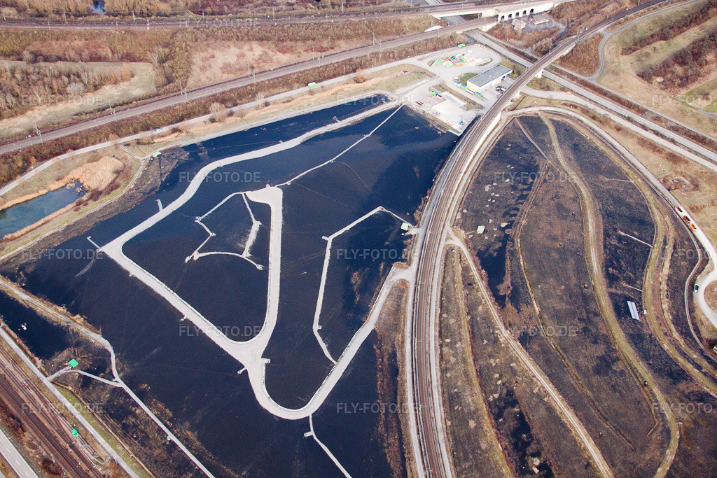 Luftbild: Bruchsal, Deponie an der B3 in Bruchsal im Bundesland Baden-Württemberg in Deutschland. Foto: IMG_24692.jpg vom 27.02.2010 durch Werner Riehm/FLY-FOTO.de