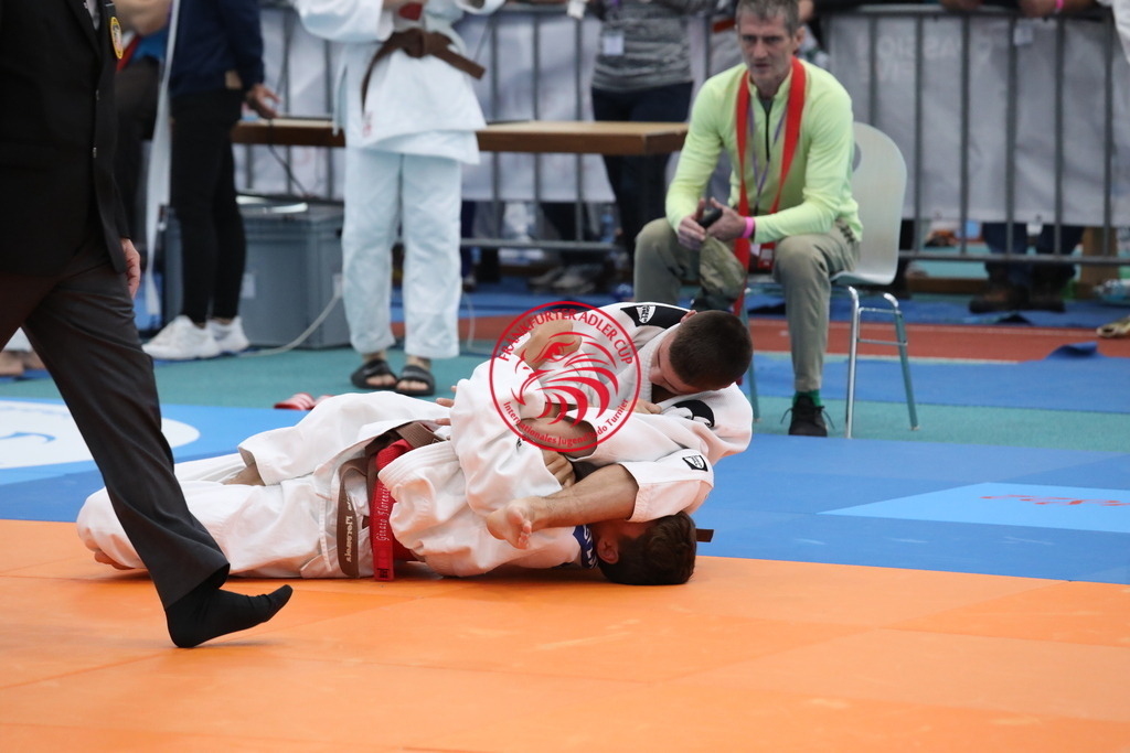 1J7A3430 | Fotos vom Adler Cup - Pictures from Adler Cup

Hier findet Ihr alle Eindrücke und großen Momente der Adler Cup Wochenenden. Here you will find all impressions and great moments of the Adler Cup weekends. - Realisiert mit Pictrs.com