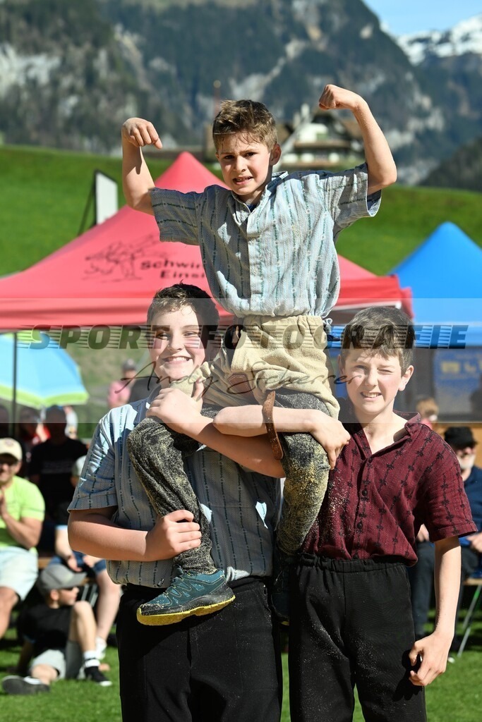 DSC_4824aaaa | Kaufen Sie Sportbilder im Onlineshop von Andy Scherrer Sportfotografie. Faszinierende Bilder von Sportevents aus der ganzen Schweiz. Fussball, Frauenfussball, Unihockey, Handball, Schwingen und weiteren Sportarten. - Realisiert mit Pictrs.com