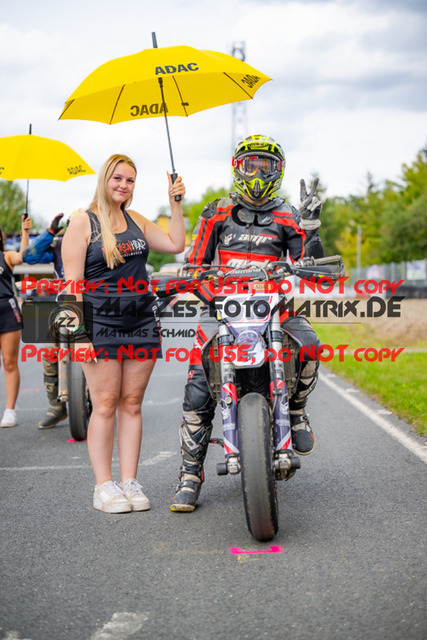 MaZZes_FotoMatrix_230813_8146 | UE40