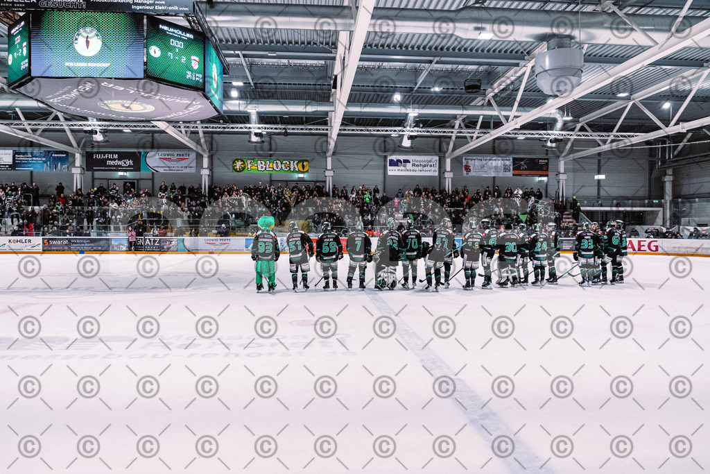 Alligators_vs_Peiting_04_01_2026-114 | Höchstadt Alligators Fotogalerie: Eishockey-Action aus Franken. Professionelle Spielfotos, Portraits & Stadionbilder zum Download. Jetzt entdecken! - Realisiert mit Pictrs.com