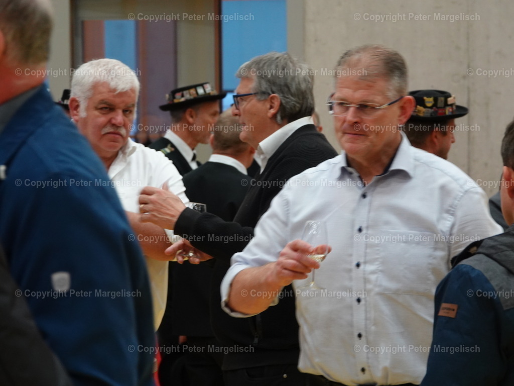 DSC05894 | Schwingen - Realisiert mit Pictrs.com