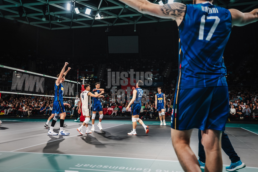 Volleyball | Männer | Testspiel | Deutschland vs. Italien | 26.05.2025 | Italien jubelt nach dem Sieg