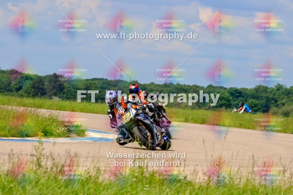 MotoTeam-0660 | Hier findet Ihr Bilder von Touristenfahrten auf der Nürburgring Nordschleife oder von anderen Veranstaltungen die ich besucht habe. Viel Spass beim Durch Schauen 