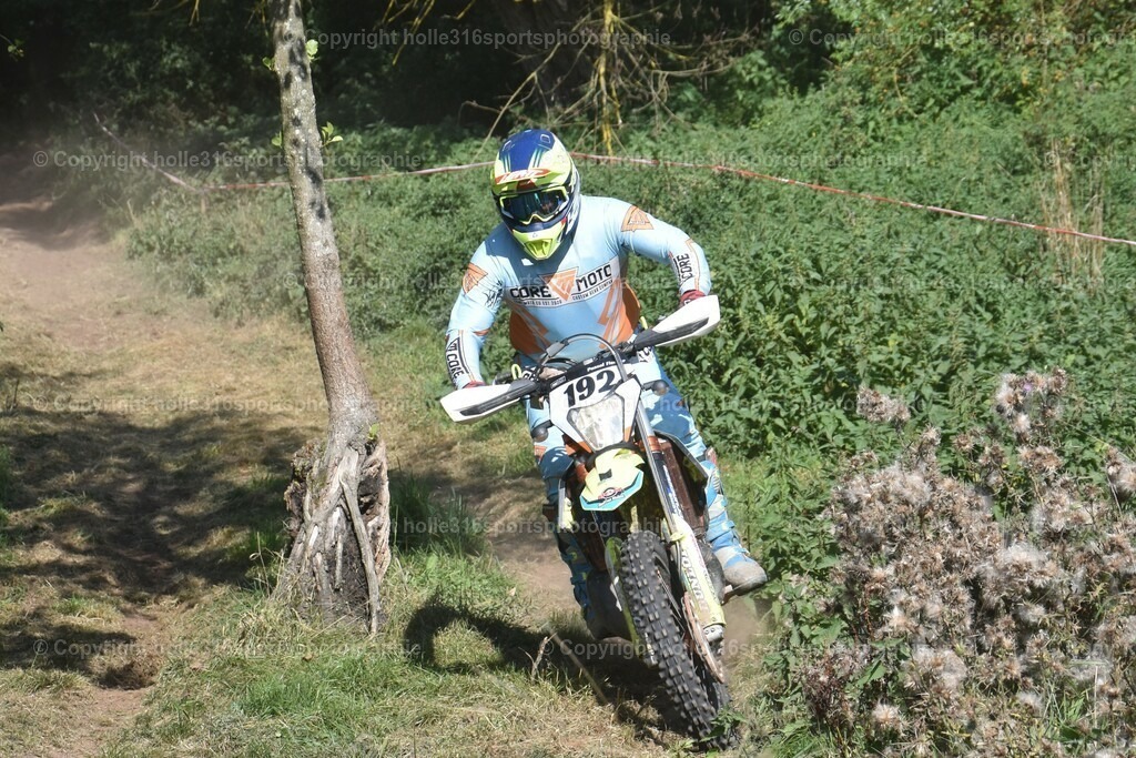 DSC_0147 | Sportfotografie , Motorsport, Motoross, Reitsport, Mointainbike, Enduro,
Landschaft , Outdoor, Eventfotografie, Landschaft, Bilder online bestellen - Realisiert mit Pictrs.com