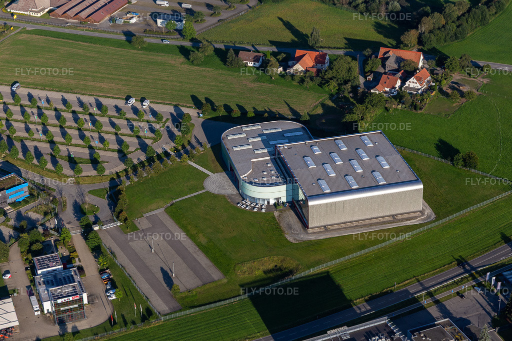 Erwin Hymer Museum | Luftbild: Erwin Hymer Museum im Ortsteil Hopfenweiler in Bad Waldsee im Bundesland Baden-Württemberg in Deutschland. Foto: IMG_128891.jpg vom 03.09.2021 durch ©2025 Werner Riehm fly-foto.de/copyright - Realisiert mit Pictrs.com